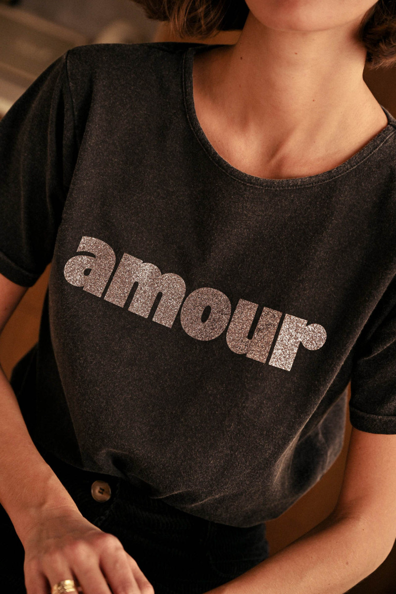 AMOUR TOP