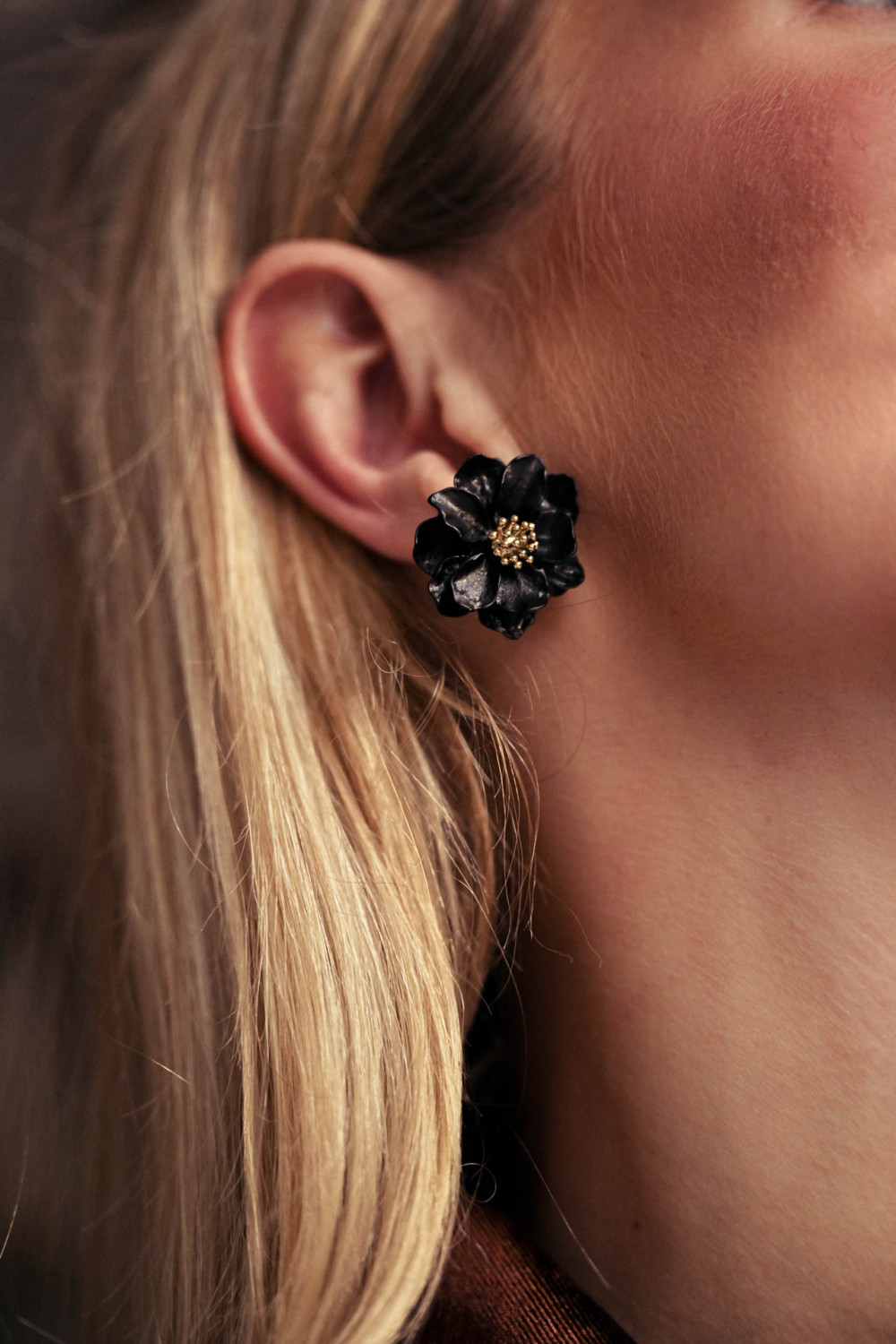 Loft flower hot sale stud earrings