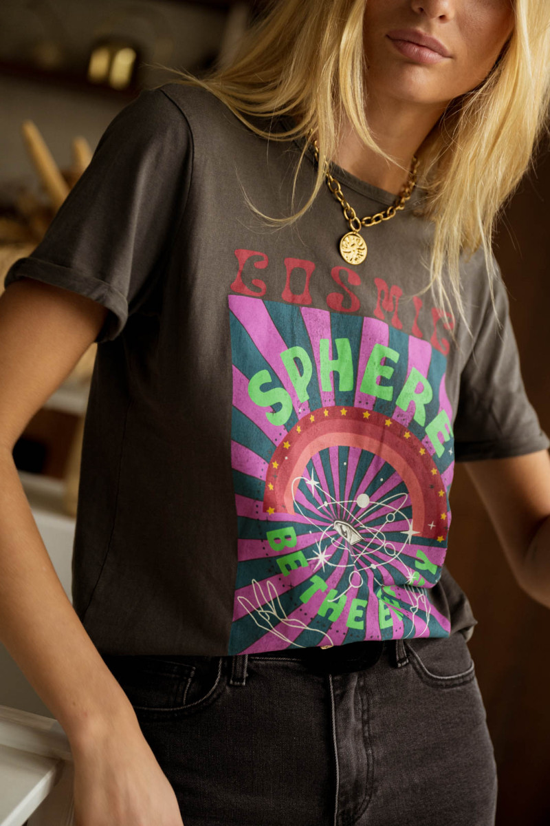 Boutique Libertie T-SHIRT COSMIC