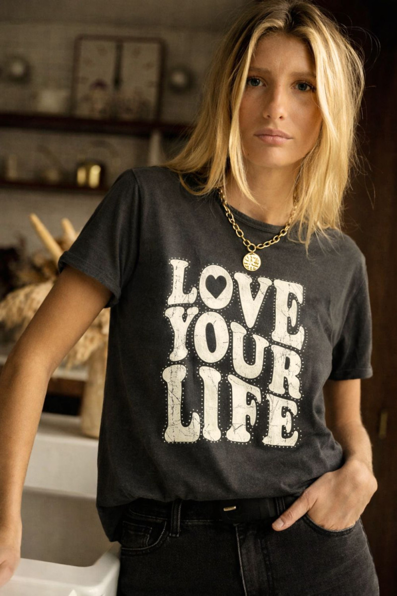 Boutique Libertie T-SHIRT MAGELA