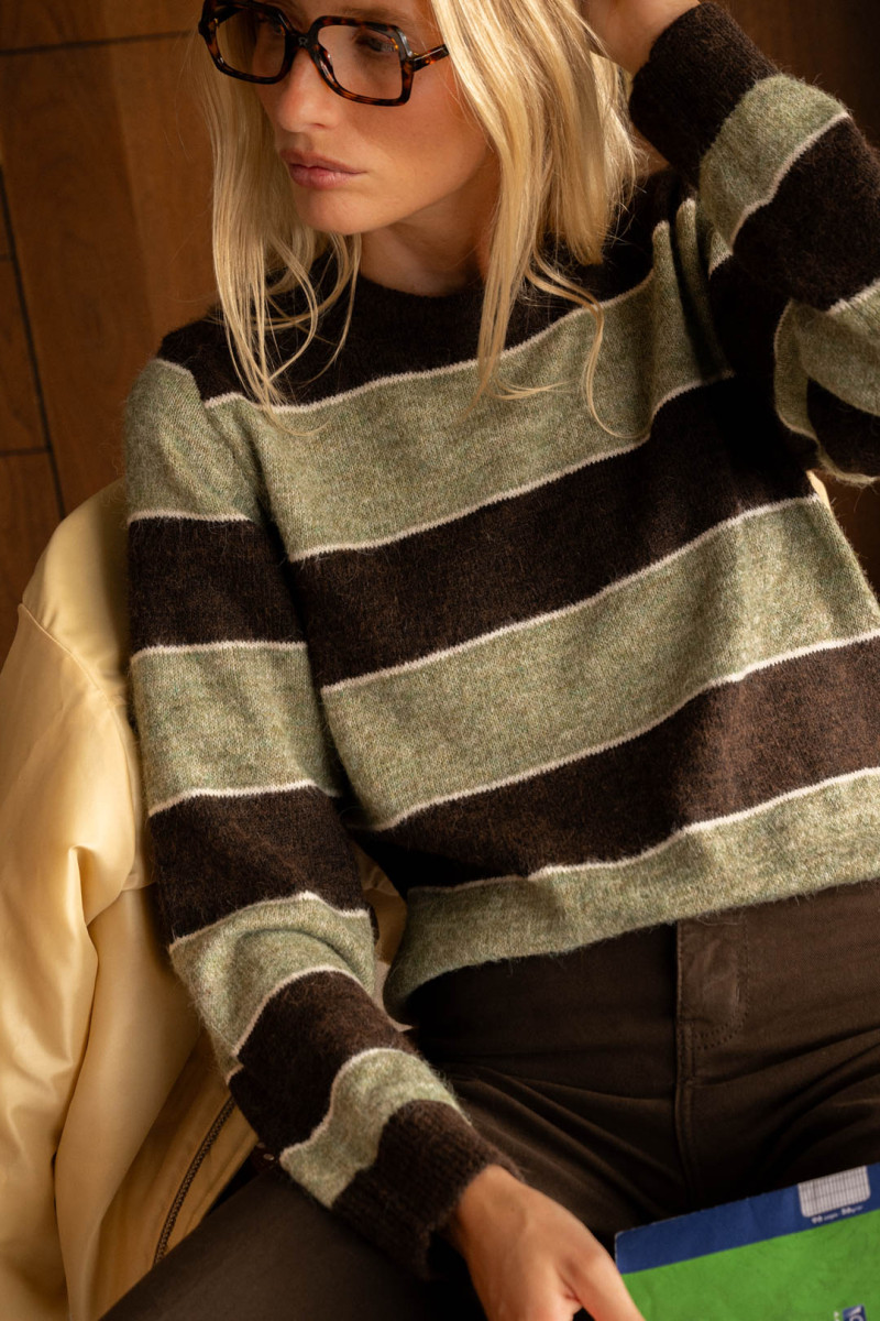 Boutique Libertie PULL YONI
